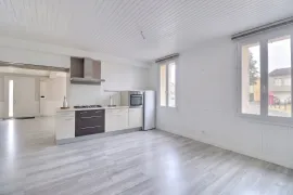 Vente Maison de caractère en pierre avec dépendance