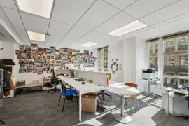 Location Location Bureaux Paris 75008