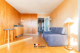 Vente Croix de Chavaux à 2 min – 93 m² lumineux