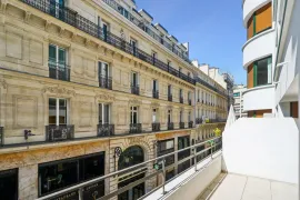 Vente T2 Rénové - Quartier Champs-Elysées - Paris 8