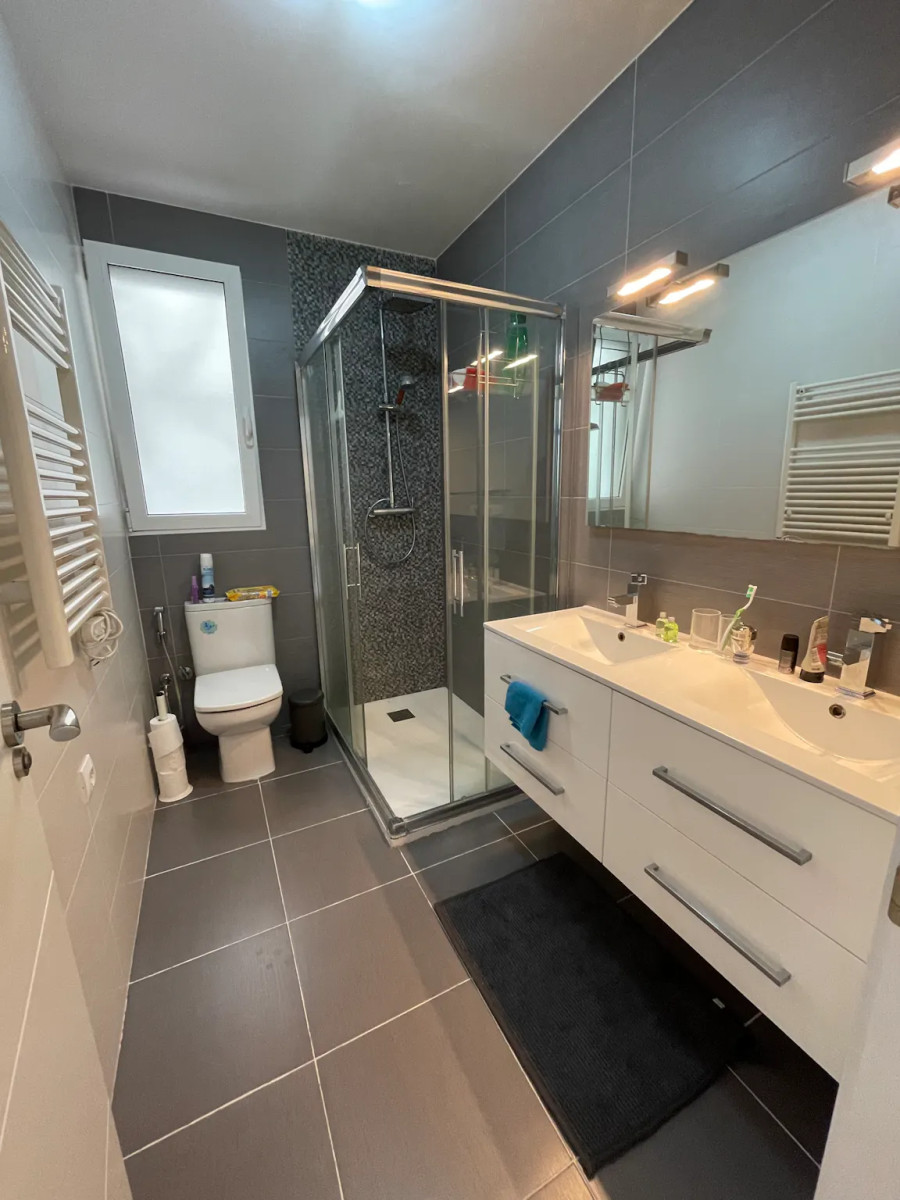 Location Carrer de Peris Brell, Valencia