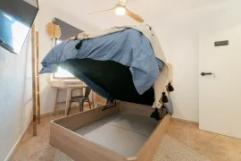Colocation Carrer dels Agudells, Barcelona