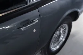 Voiture Aston Martin DBS L6 Saloon