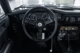 Voiture Aston Martin DBS L6 Saloon