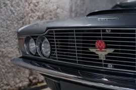 Voiture Aston Martin DBS L6 Saloon