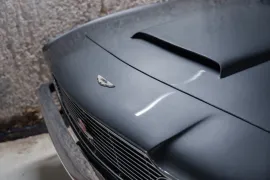 Voiture Aston Martin DBS L6 Saloon