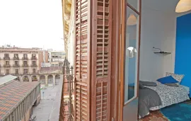 Colocation Carrer Comercial, Barcelona