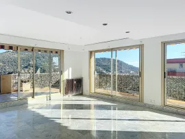 Location Vaste 4 Pièces lumineux 118 m² à louer
