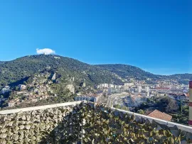 Location Vaste 4 Pièces lumineux 118 m² à louer