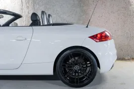 Voiture Audi TT S-Line V6