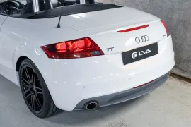 Voiture Audi TT S-Line V6