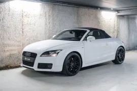 Voiture Audi TT S-Line V6
