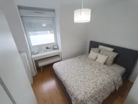Location Appartement 1 chambre parking privé.
