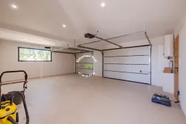 Vente LES ISSAMBRES (VAR) - VILLA NEUVE AVEC VUE MER