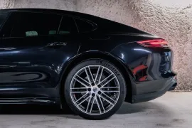 Voiture Porsche Panamera 4 E-Hybrid