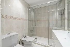 Colocation Calle de Sirio, Madrid