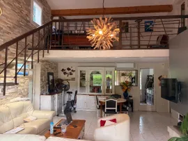 Vente Maison Familiale 5 chambres avec Piscine