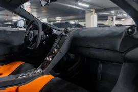 Voiture McLaren 675 LT