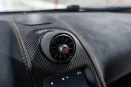 Voiture McLaren 675 LT