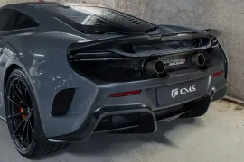 Voiture McLaren 675 LT