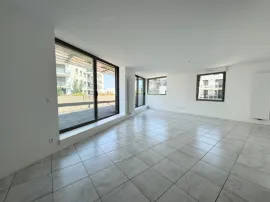 Vente Appartement 5 pièces - 116m2 - Terrasse & Parkings