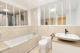 Vente Propriété 438 m², piscine et parc arboré