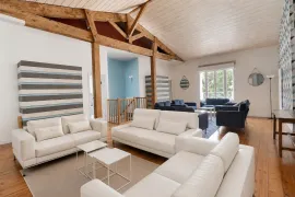 Vente Propriété 438 m², piscine et parc arboré