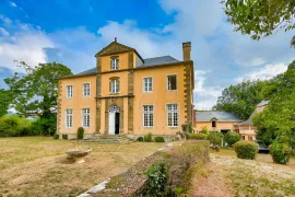 Vente PAU DEMEURE DE MAÎTRE XVIIᵉ SIÈCLE 4.5 HECTARES