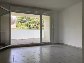 Vente T2 46 m² et terrasse 15 m² + pkg à ISTRES