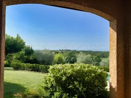 Vente GERS PROPRIETE DE CHARME AVEC PISCINE SUR 8 800 M²
