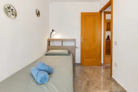 Location Avinguda de l'Institut Obrer de València, Valencia