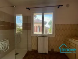 Vente Maison de plain-pied à proximité des commodités