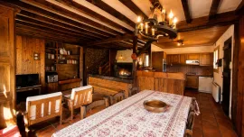 Vente CHALET D'EXCEPTION à la Morte– 190 m²  Vue panoramique – Studio indépendant – Alpe du Grand Serre