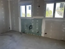 Vente maison T2 + cour 40 m² à terminer en campagne