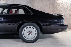 Voiture Jaguar XJRS V12 6.0 333