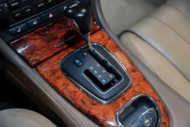 Voiture Jaguar S-Type R Supercharged V8 4.2 396