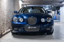 Voiture Jaguar S-Type R Supercharged V8 4.2 396