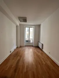 Location Location Bureaux Paris 75009