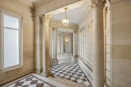 Location Location Bureaux Paris 75008
