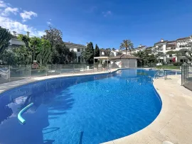 Vente New Golden Mile – Élégant penthouse avec vue