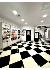 Vente MEYZIEU – SALON DE COIFFURE CLÉ EN MAIN – 108 M² – CA 282 600 €