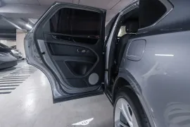 Voiture Bentley Bentayga Hybrid V6 3.0 449