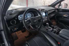 Voiture Bentley Bentayga Hybrid V6 3.0 449