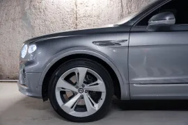 Voiture Bentley Bentayga Hybrid V6 3.0 449