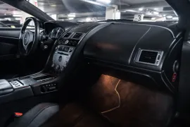 Voiture Aston Martin DB9 (I) V12 6.0 450 Touchtronic
