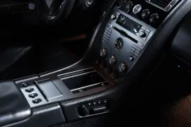 Voiture Aston Martin DB9 (I) V12 6.0 450 Touchtronic