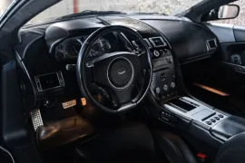 Voiture Aston Martin DB9 (I) V12 6.0 450 Touchtronic