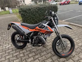 Moto / Scooter Rieju 😉rieju-mrt 50 low –moto surbaisse-état neuf - garantie 24 mois- 0 kms- financement possible😉  3 690 € 2026