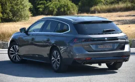 Voiture Peugeot 508 II SW HYBRID 225ch Allure E-EAT8 -63 000 km