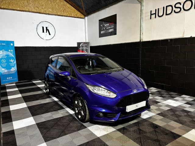 Voiture 1.6T EcoBoost ST-3 Hatchback 3dr Petrol Manual Euro 6 (182 ps)